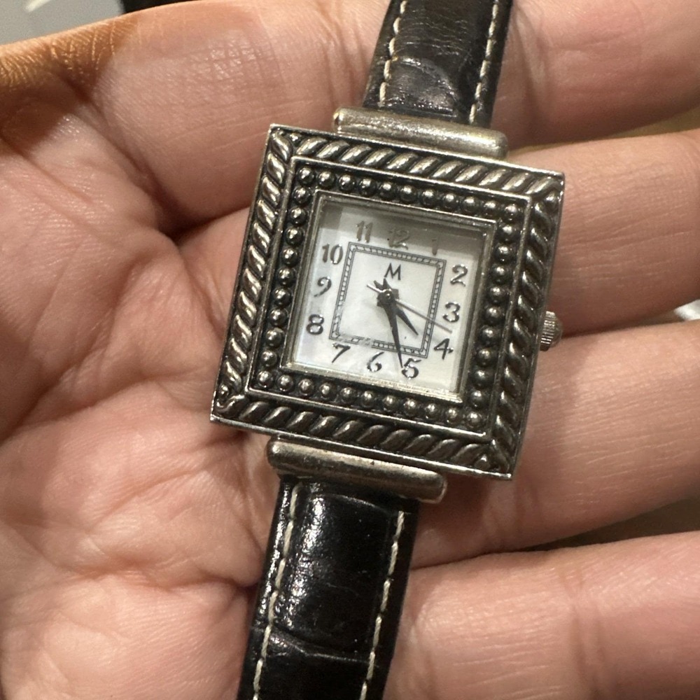 Working Vintage Metropolitian Ladies Watch Quartz Square 27mm Black Leather